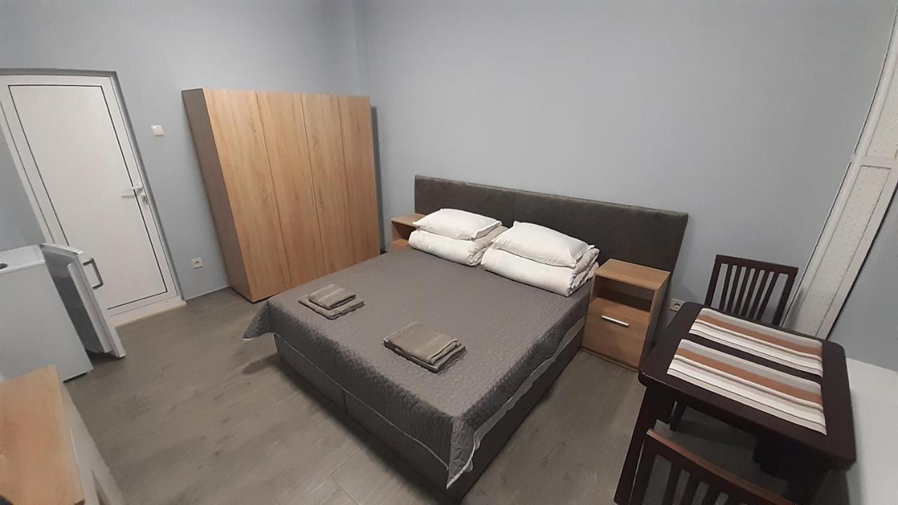 Ая Apartment Vratsa ภายนอก รูปภาพ