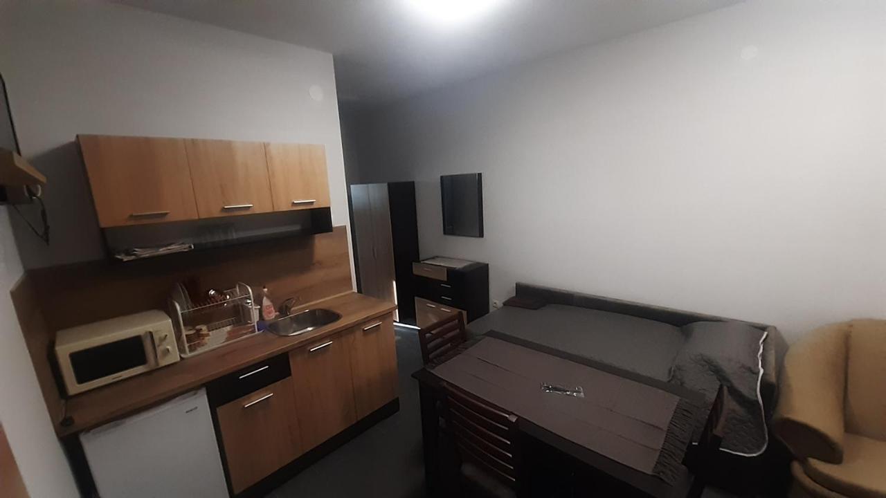 Ая Apartment Vratsa ภายนอก รูปภาพ